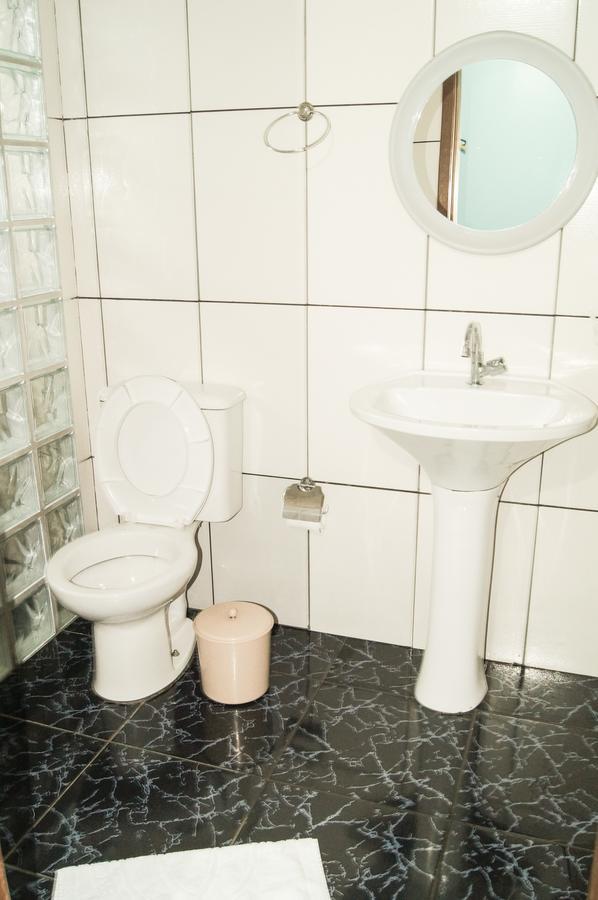 Cumbipar King Hotel Гуарульюс Экстерьер фото