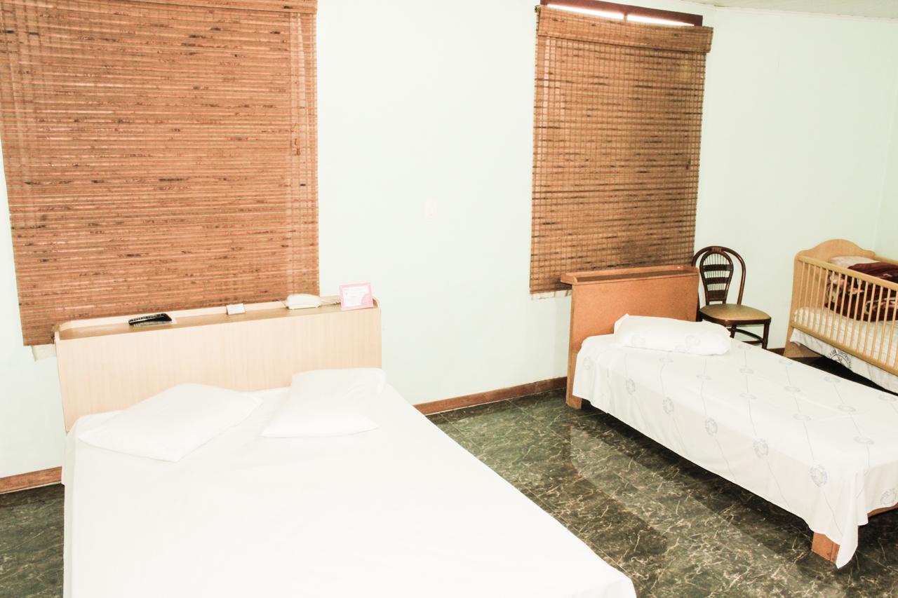 Cumbipar King Hotel Гуарульюс Экстерьер фото