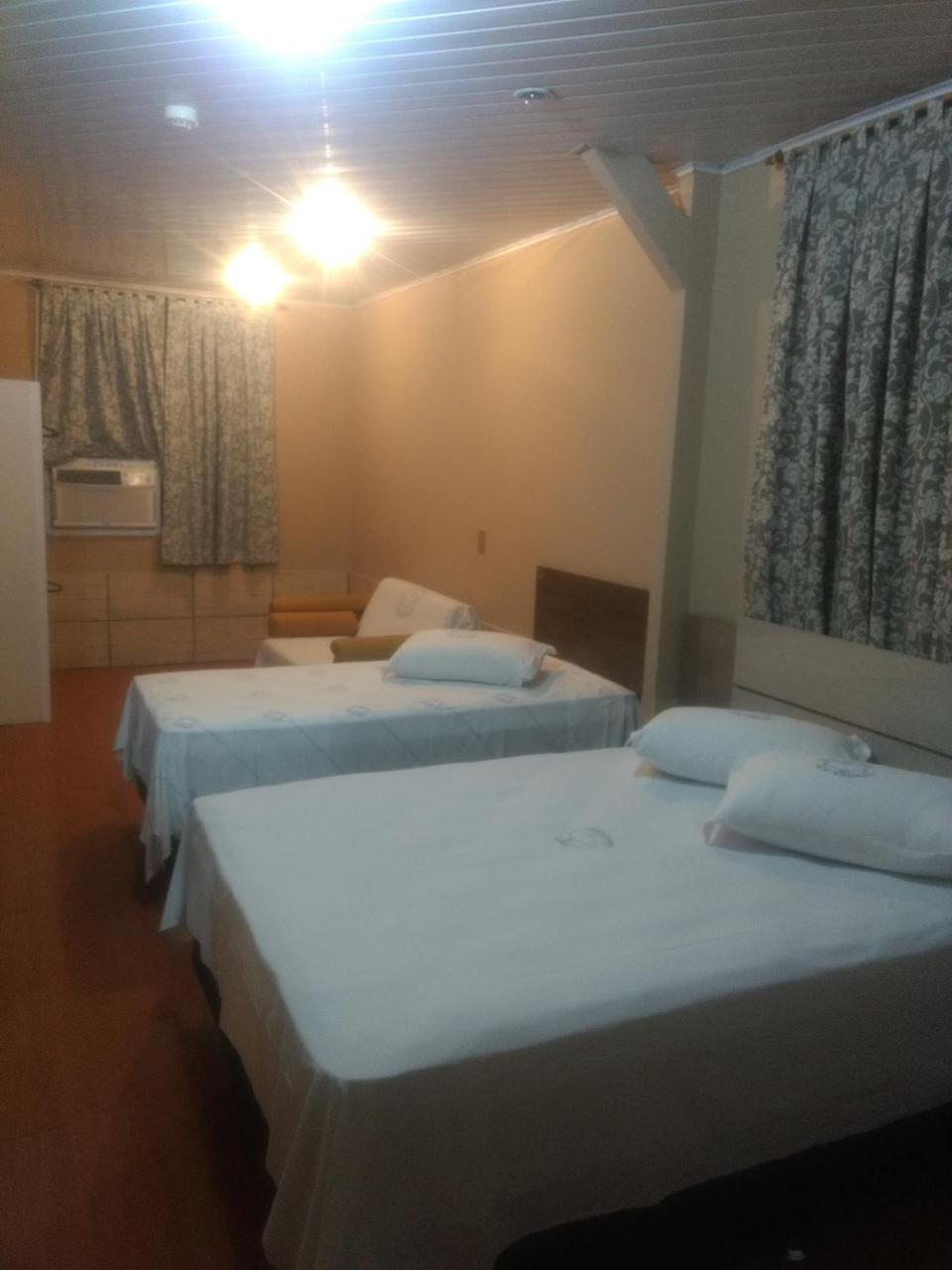 Cumbipar King Hotel Гуарульюс Экстерьер фото